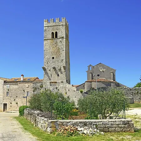 ヴィラ Aryana With Pool - Happy *