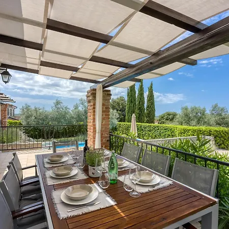 Rustic Pool Villa Aryana