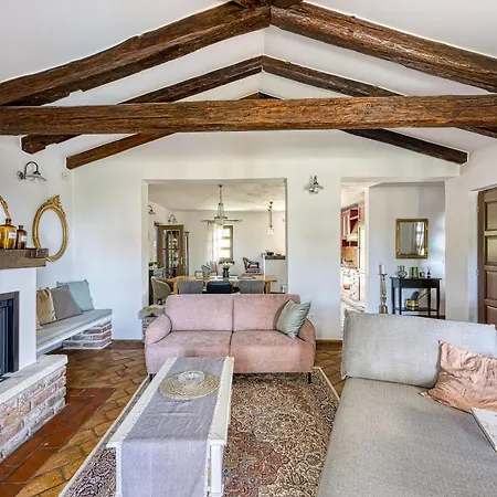 Rustic Pool Villa Aryana Святой Ловреч Пазенатички