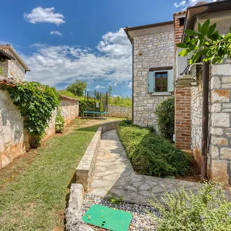 Rustic Pool Villa Aryana *